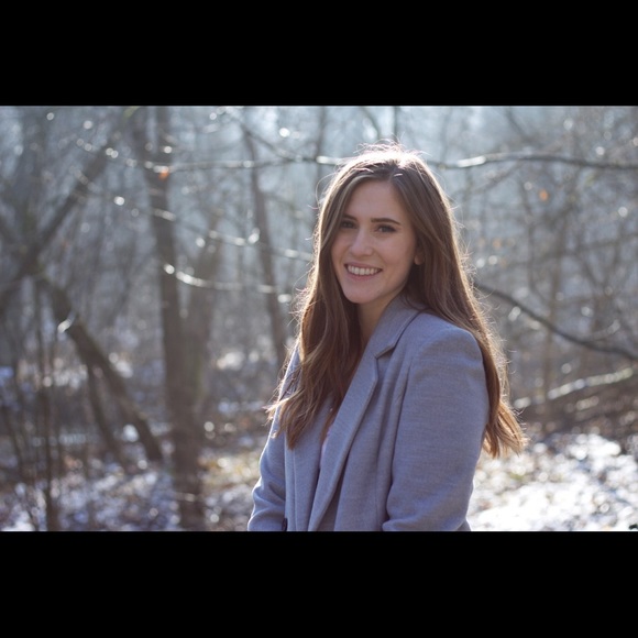 Meet your Posher, Amélie - Picture 3 of 4